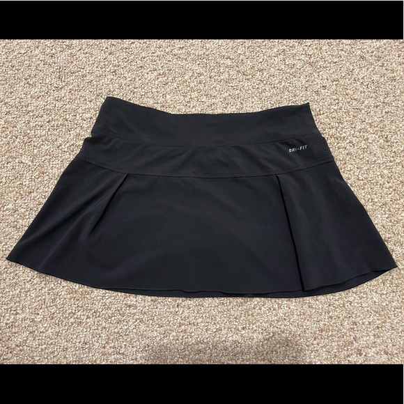 Nike Althletic Skirt - Picture 2 of 5